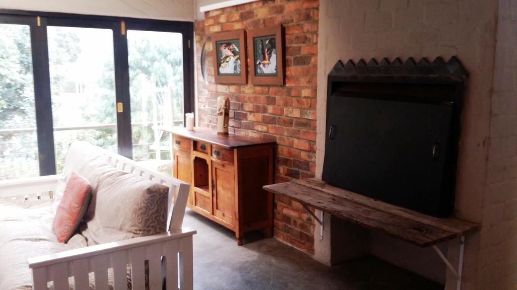 Hornbill House Self Catering Accommodation Херманус Номер фото