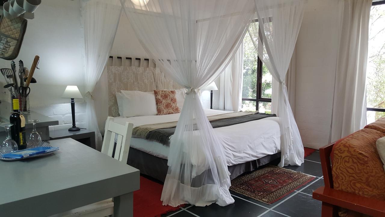 Hornbill House Self Catering Accommodation Херманус Экстерьер фото