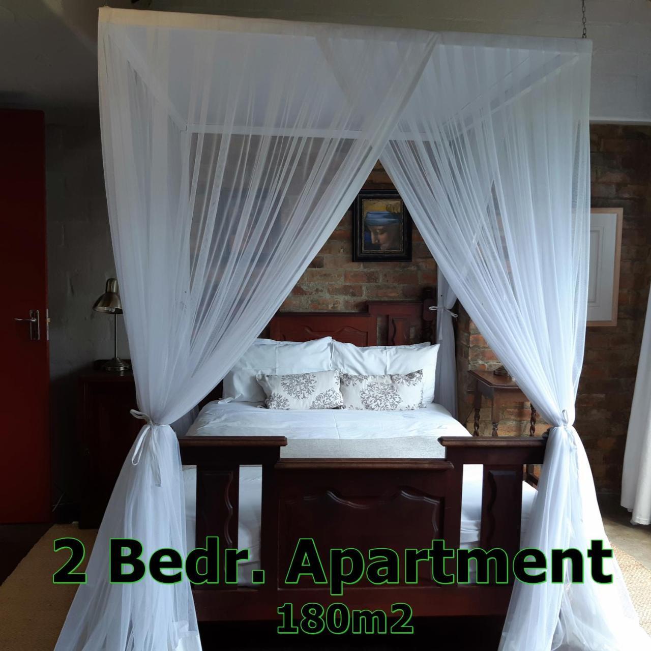 Hornbill House Self Catering Accommodation Херманус Экстерьер фото